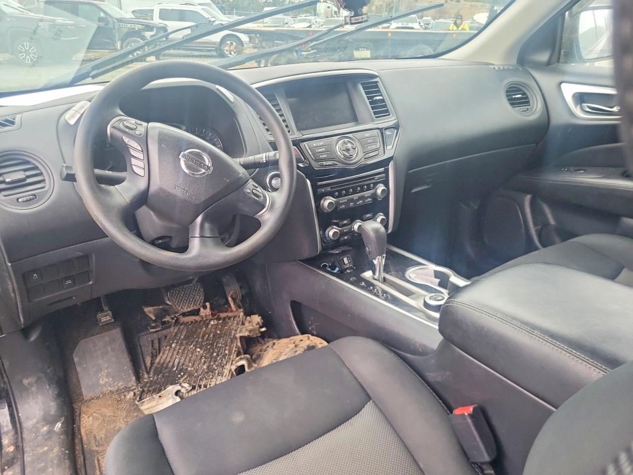 2018 Nissan Pathfinder VIN 5N1DR2MM7JC671807 photo 8
