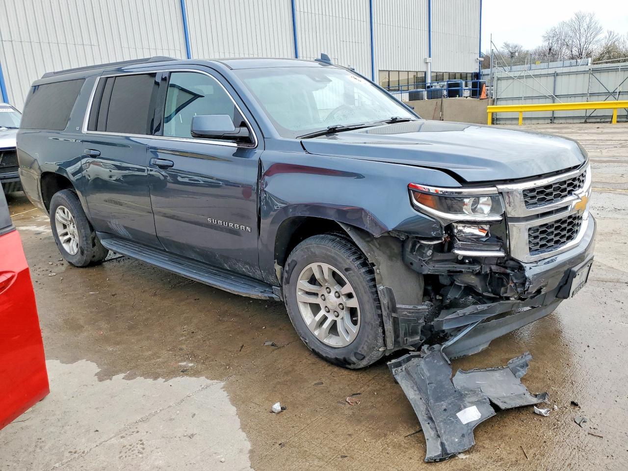 2020 CHEVROLET Suburban VIN 1GNSKHKC6LR102628 photo 4