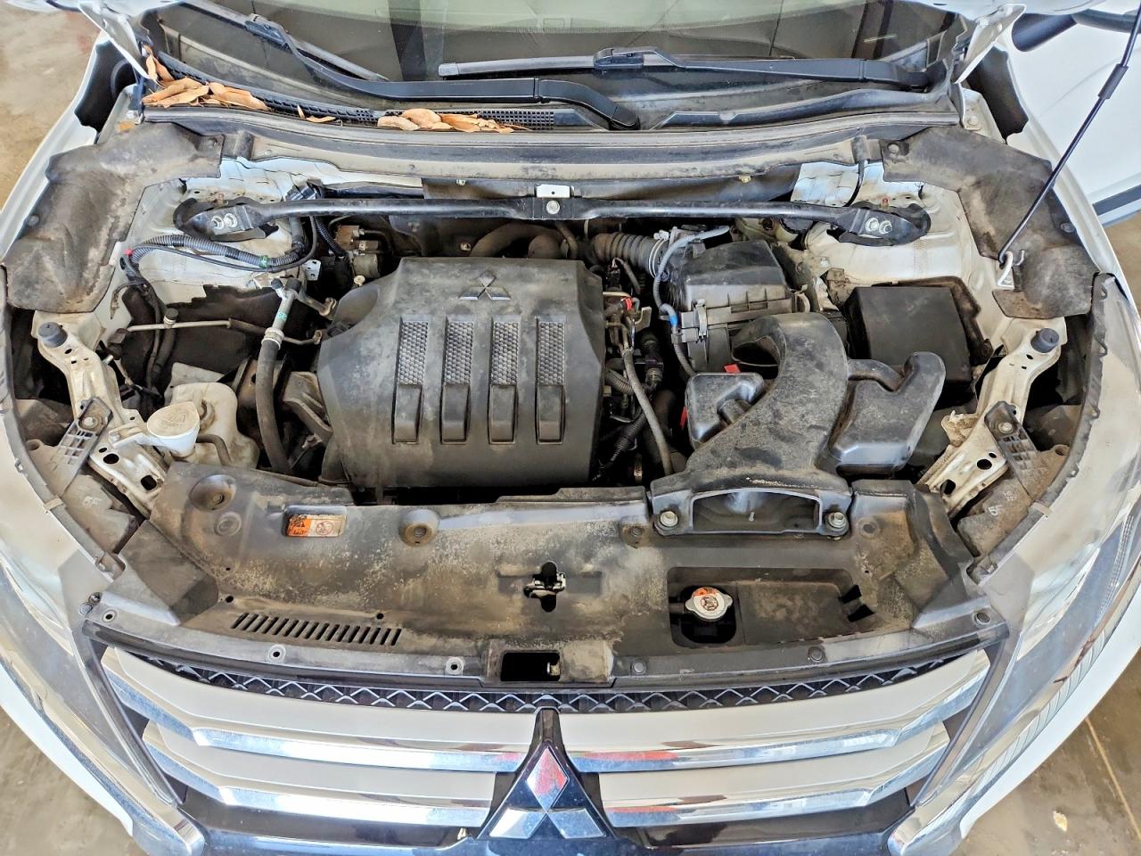 2018 Mitsubishi ECLIPSE VIN JA4AT5AA5JZ051419 photo 11