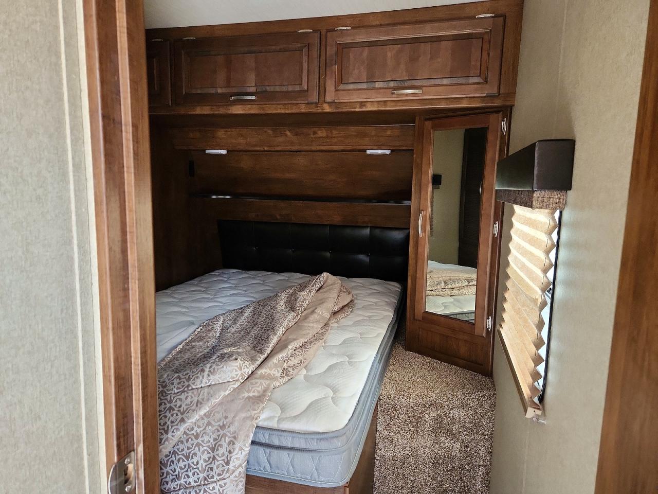 2019 GRAND Reflection VIN 573TR3427K3410658 photo 5