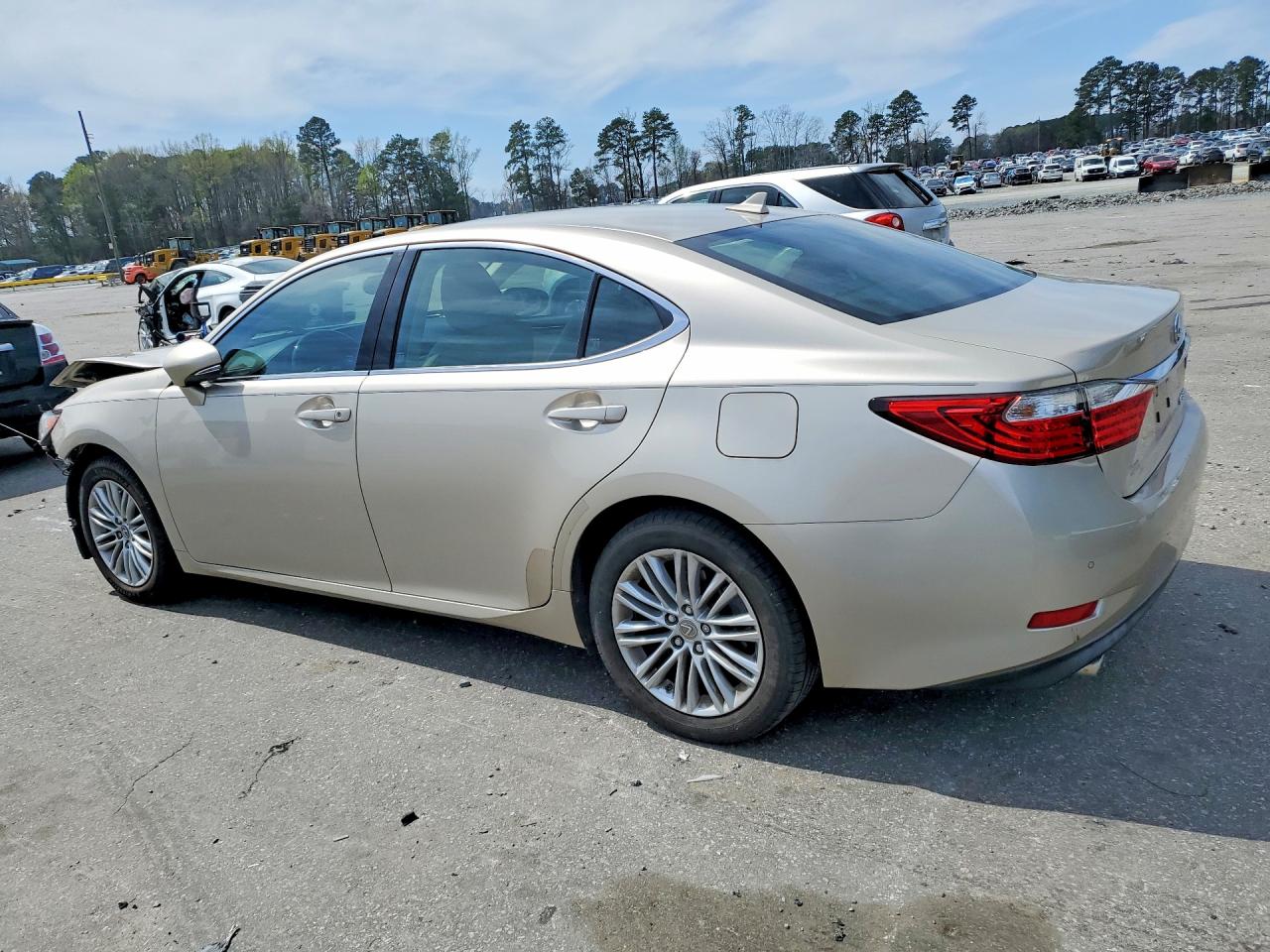 2013 Lexus ES350 VIN JTHBK1GG7D2032657 photo 2