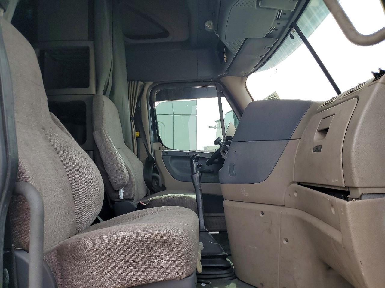 2014 FREIGHTLINER All other VIN 3AKJGLD63ESFS2398 photo 5