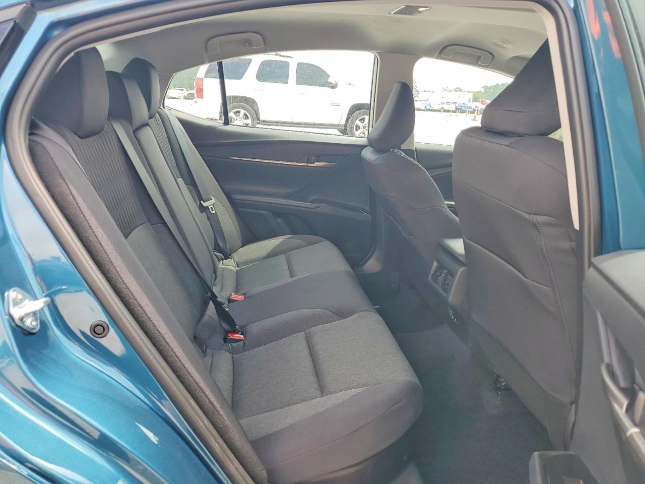 2026 Toyota Camry VIN 4T1DAACK1TU261180 photo 10