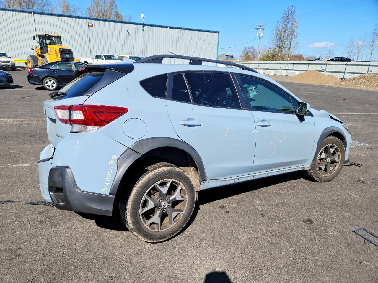 2018 Subaru Crosstrek VIN JF2GTABC0JG311828 photo 3