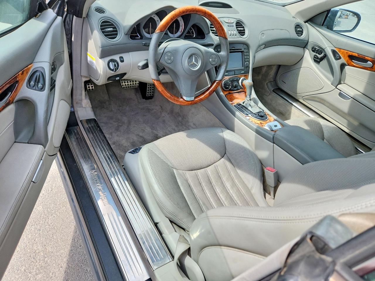 2012 Mercedes-Benz Sl-class VIN WDBSK7BA0CF167864 photo 8