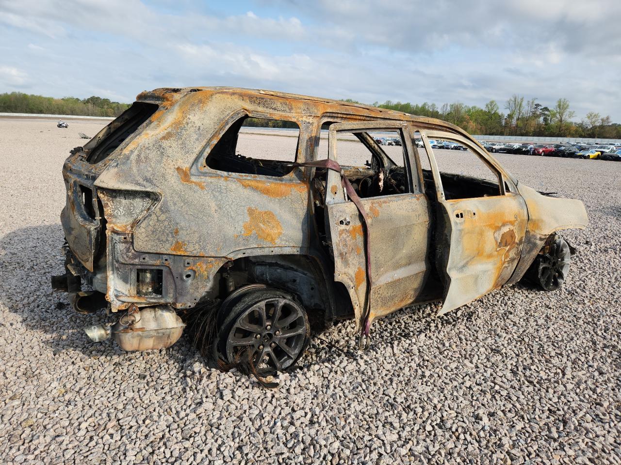 2015 Cherokee VIN 1C4RJFBG6FC941672 photo 3
