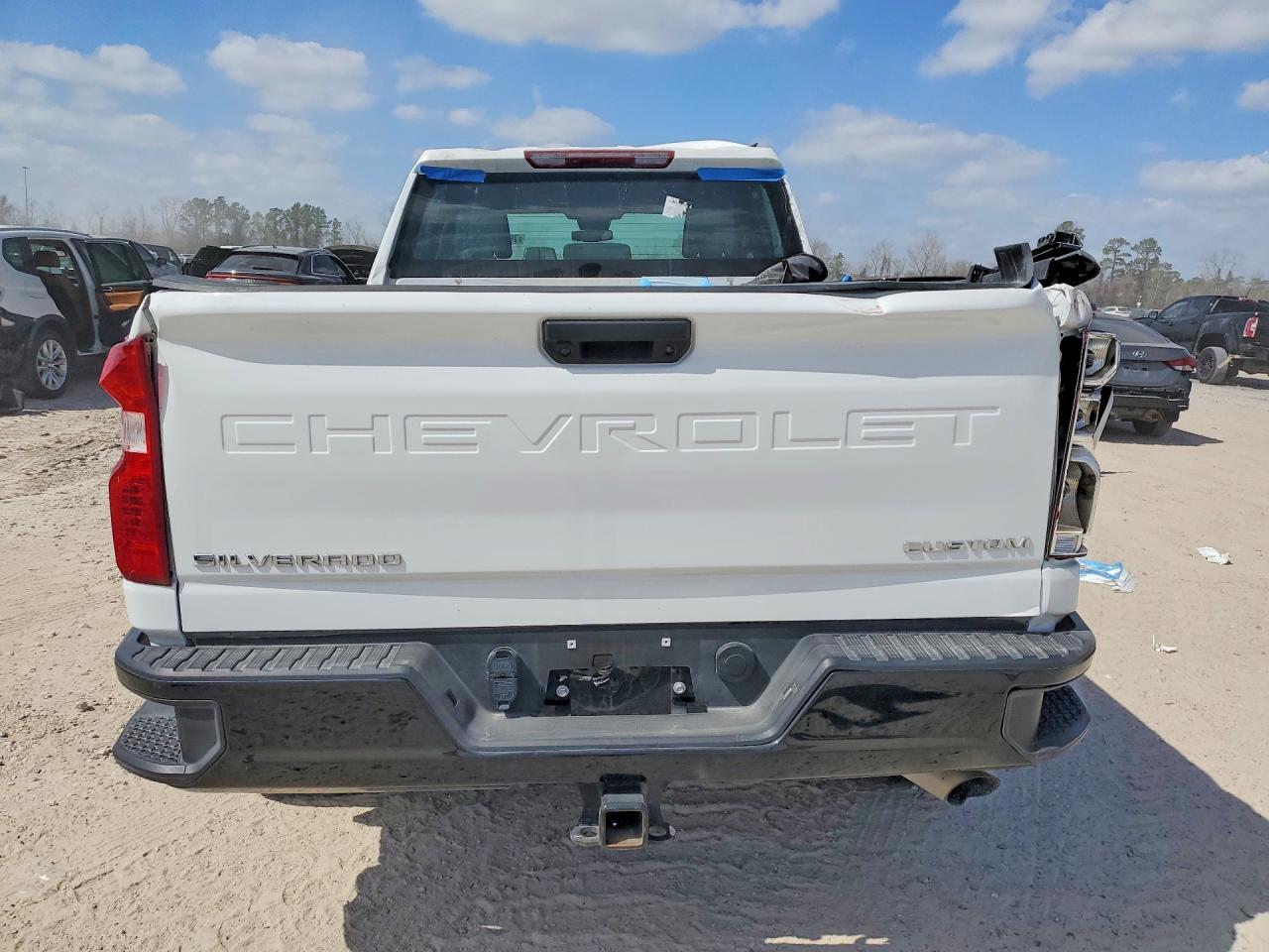 2025 Chevrolet All models VIN 1GC4KME70SF306754 photo 6