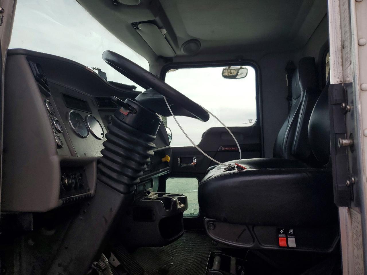 2017 KENWORTH All other VIN 2NKHLJ9X6HM176550 photo 5