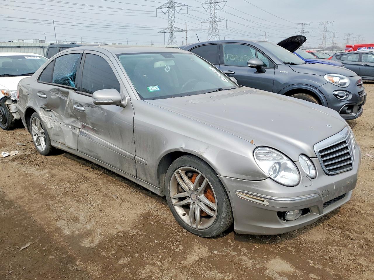 2007 MERCEDES-BENZ E-class VIN WDBUF87X17B175212 photo 4