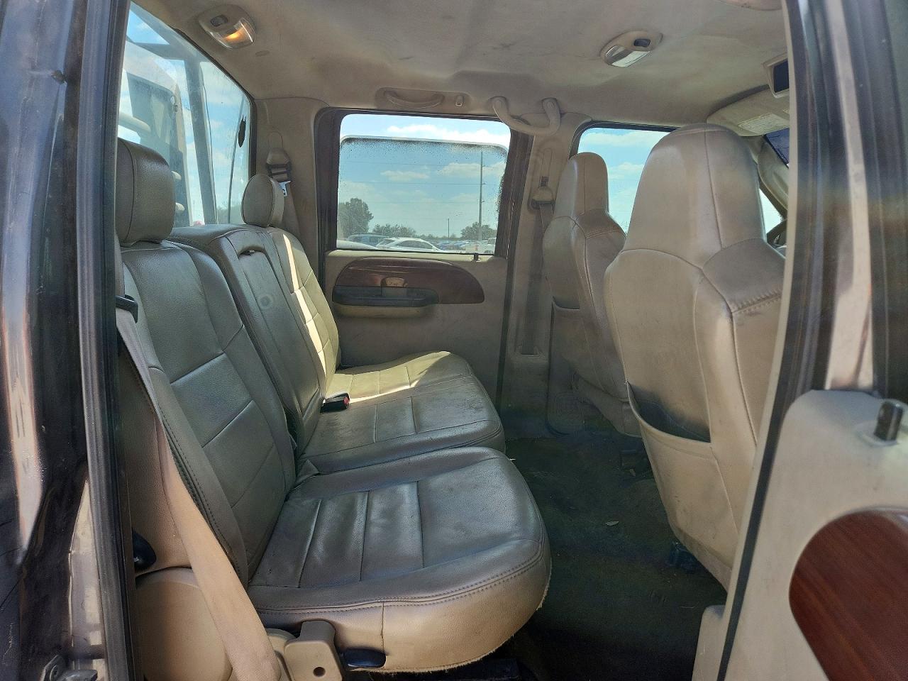 2005 Ford F250 VIN 1FTSW21P75EA16401 photo 10