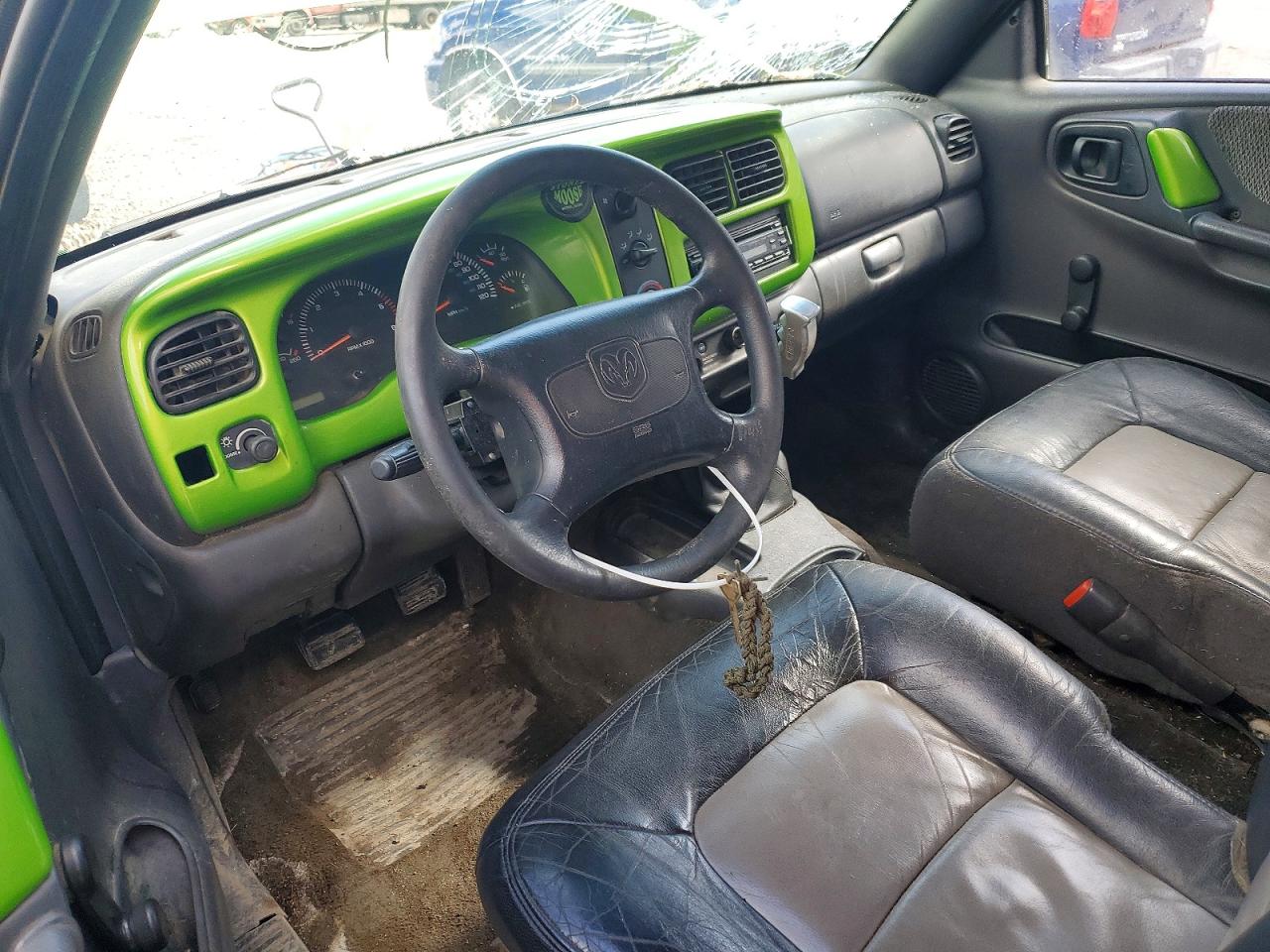 1998 Dodge Dakota VIN 1B7FL26X2WS602431 photo 8