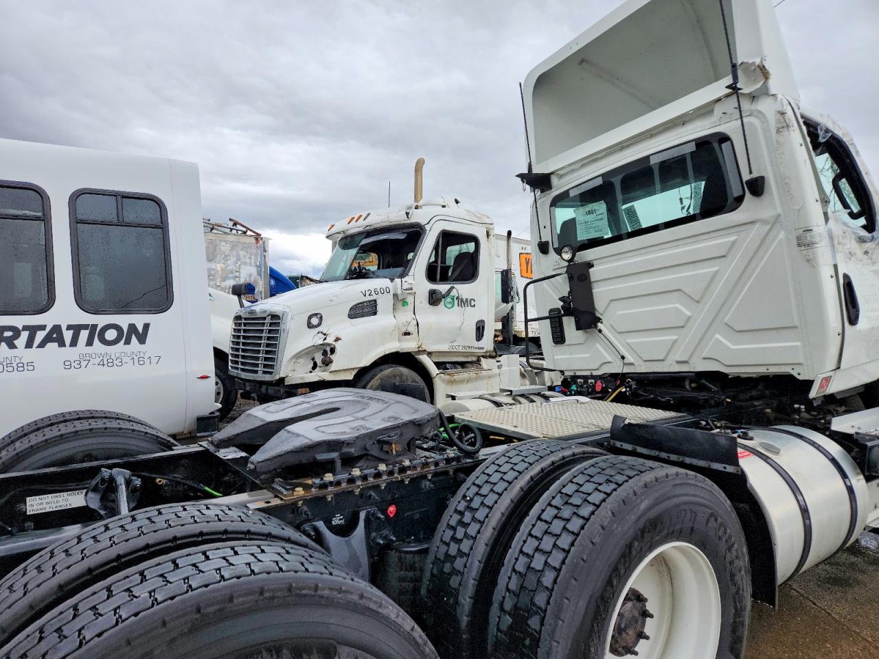 2025 International All models VIN 3HSDZTZR2SN152423 photo 6
