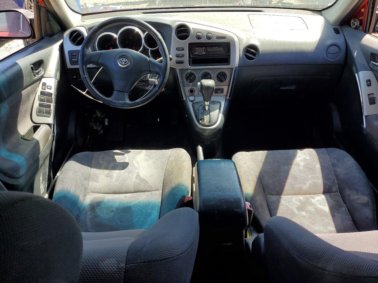 2004 Toyota Matrix VIN 2T1KR32E44C306381 photo 8