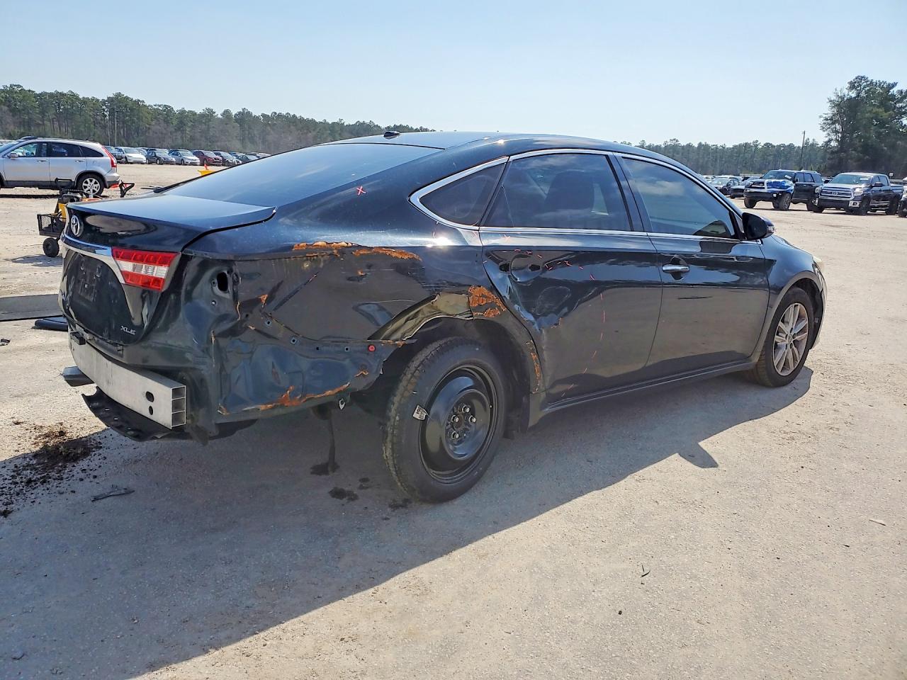 2015 Toyota Avalon VIN 4T1BK1EB0FU156796 photo 3