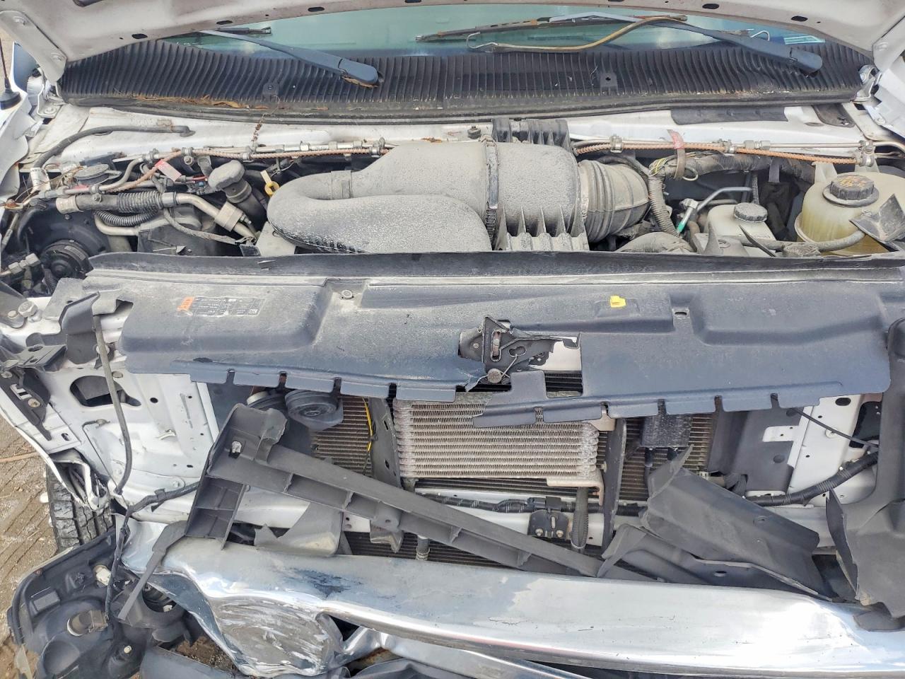 2019 Ford Econoline VIN 1FDFE4FS0KDC03215 photo 12