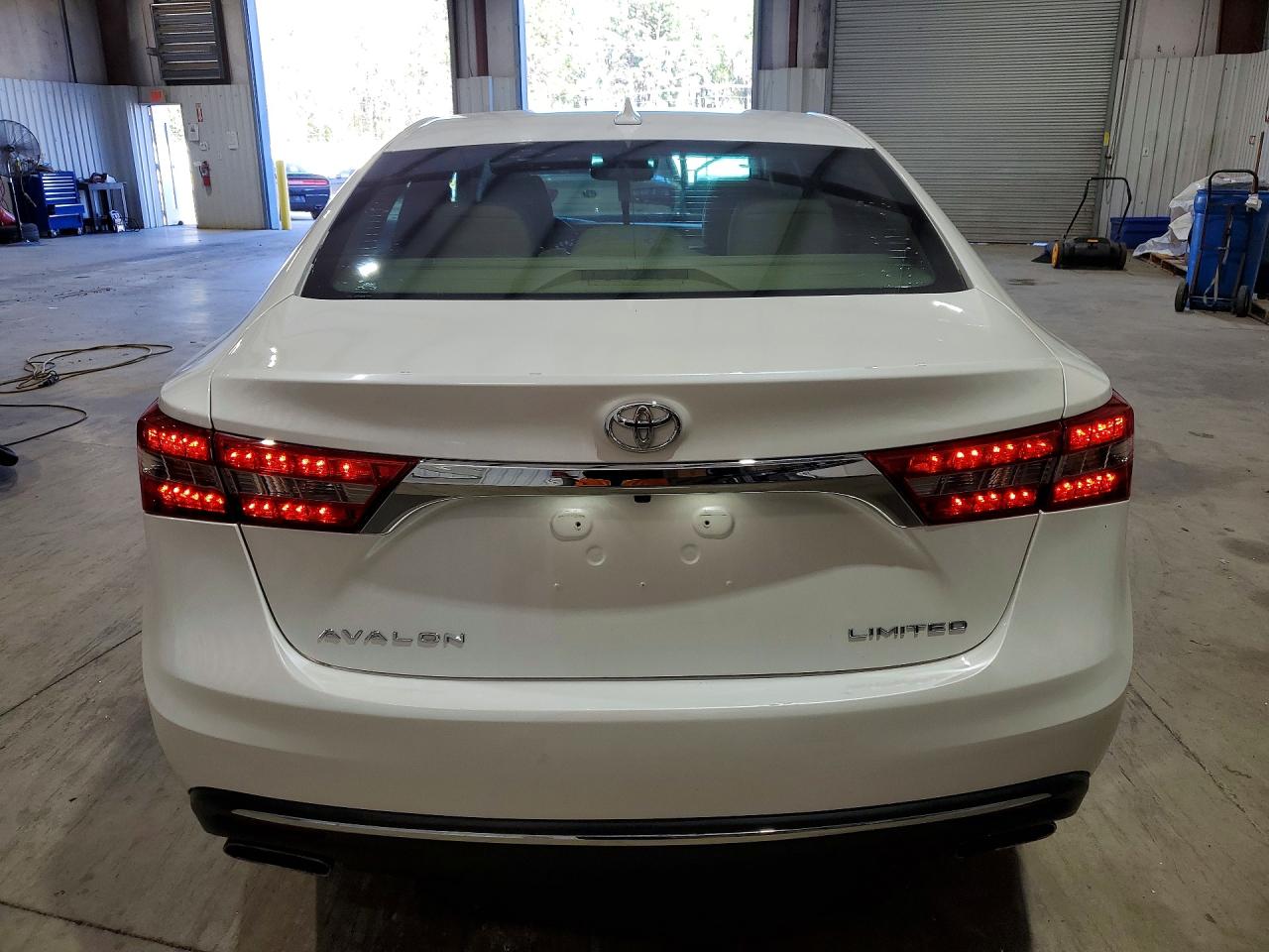 2018 Toyota Avalon VIN 4T1BK1EB0JU269396 photo 6
