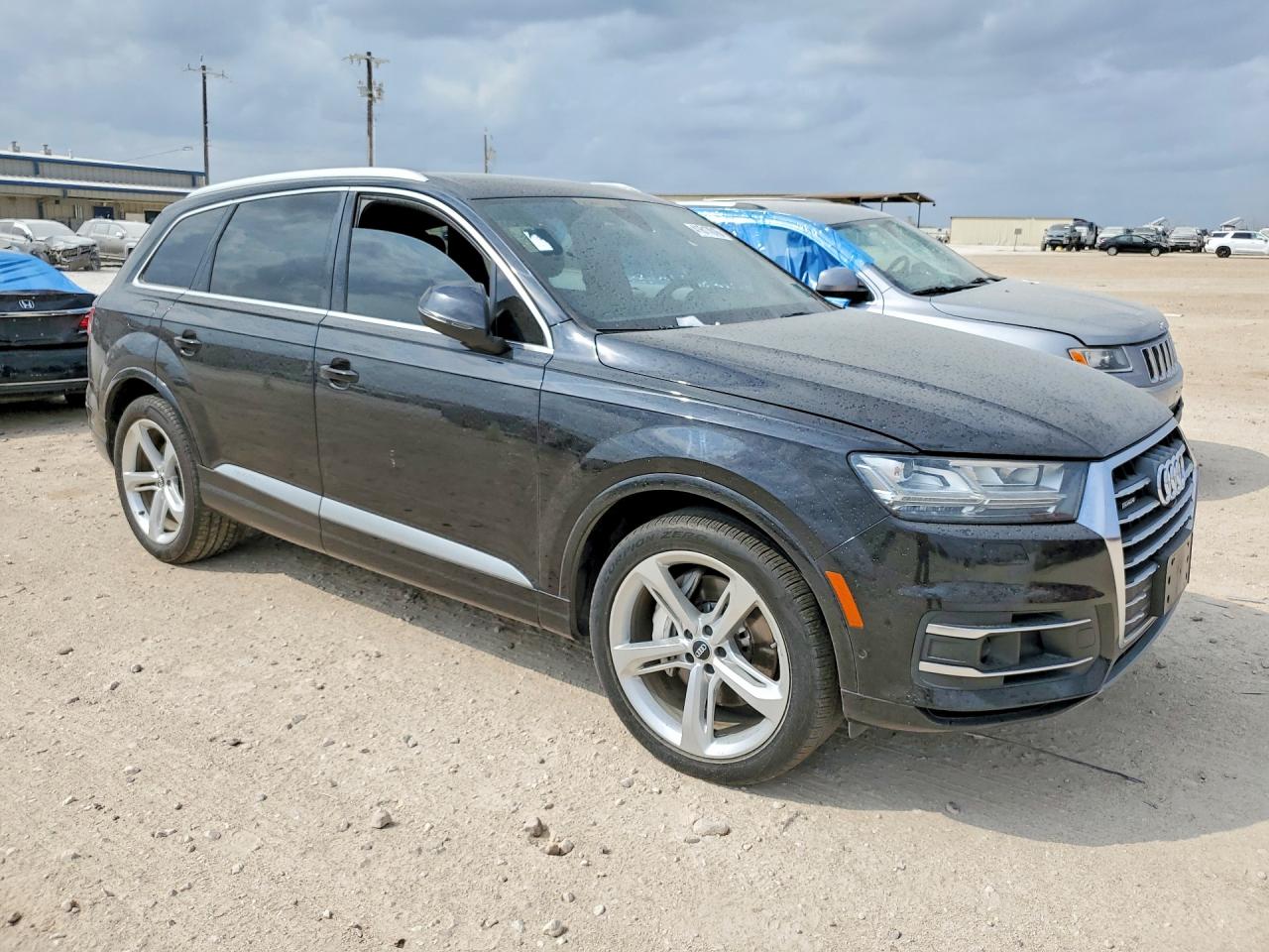 2019 Audi Q7 VIN WA1VAAF70KD007467 photo 4