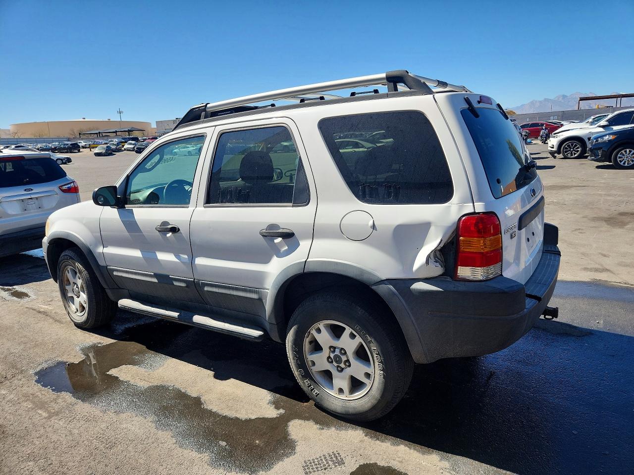 2004 Ford Escape VIN 1FMYU031X4KA98214 photo 2