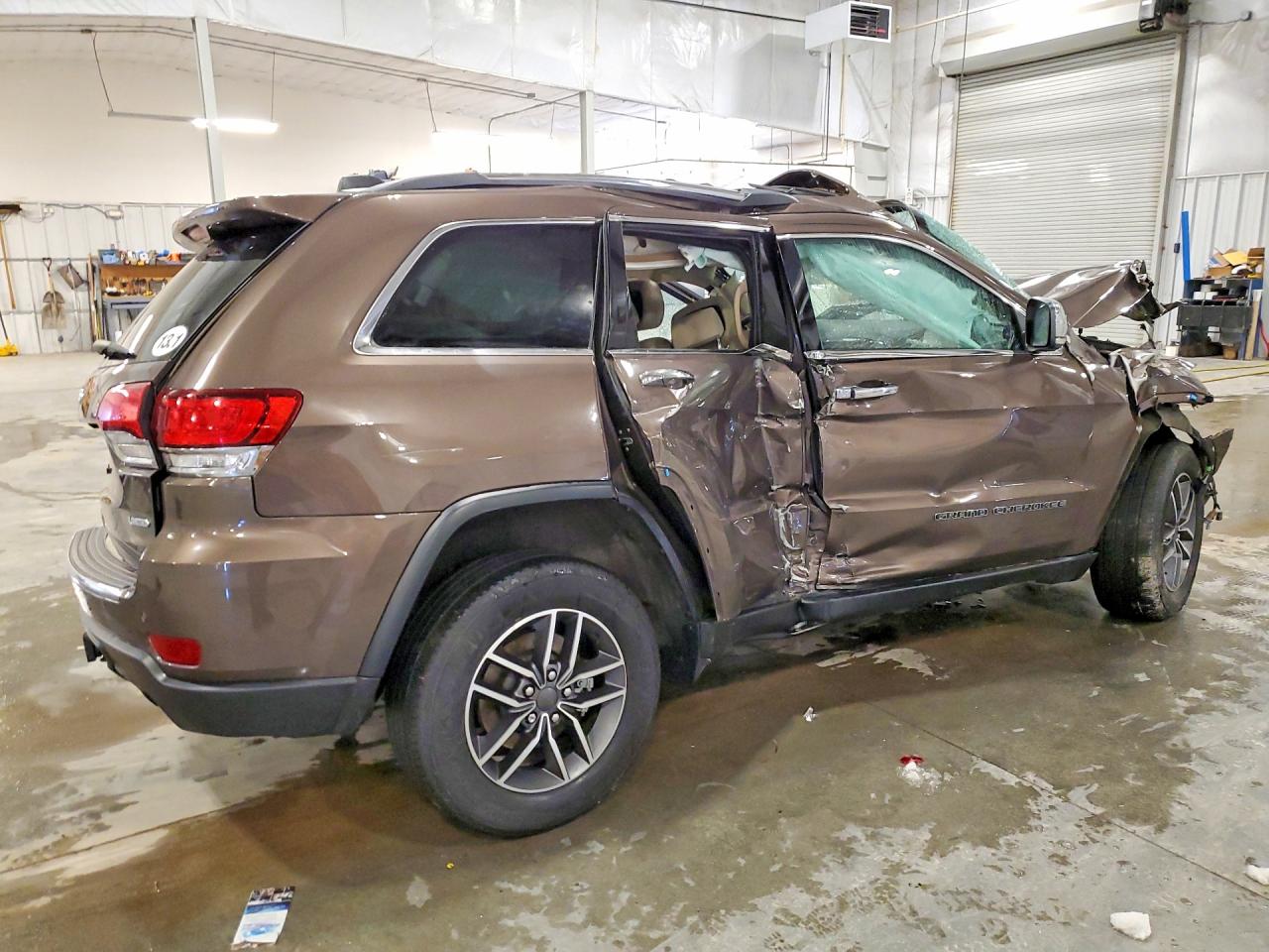 2021 Jeep Cherokee VIN 1C4RJFBG9MC782398 photo 3