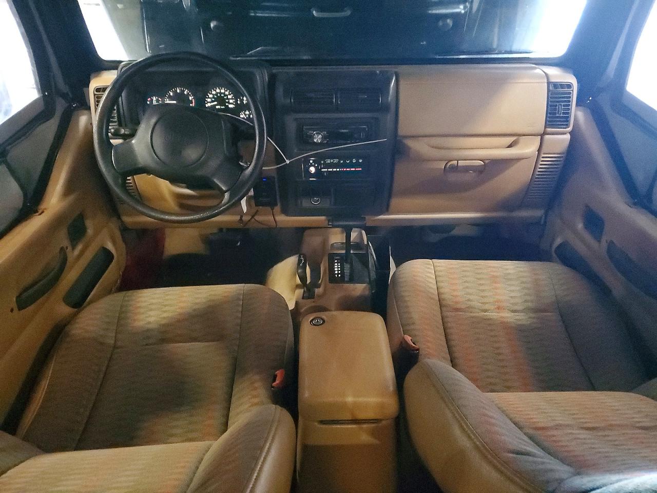 1997 Jeep Wrangler / VIN 1J4FY19S3VP431826 photo 8