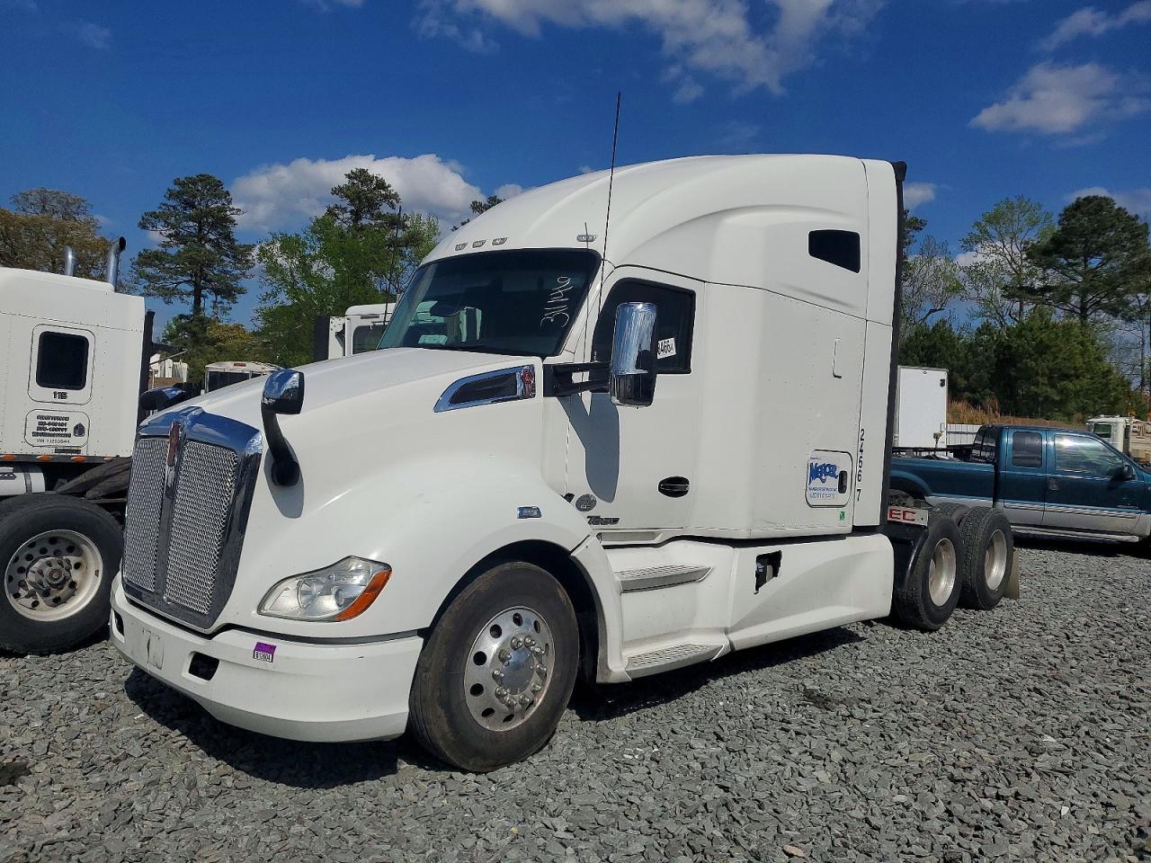 2020 KENWORTH All other VIN 1XKYDP9XXLJ311146 photo 2