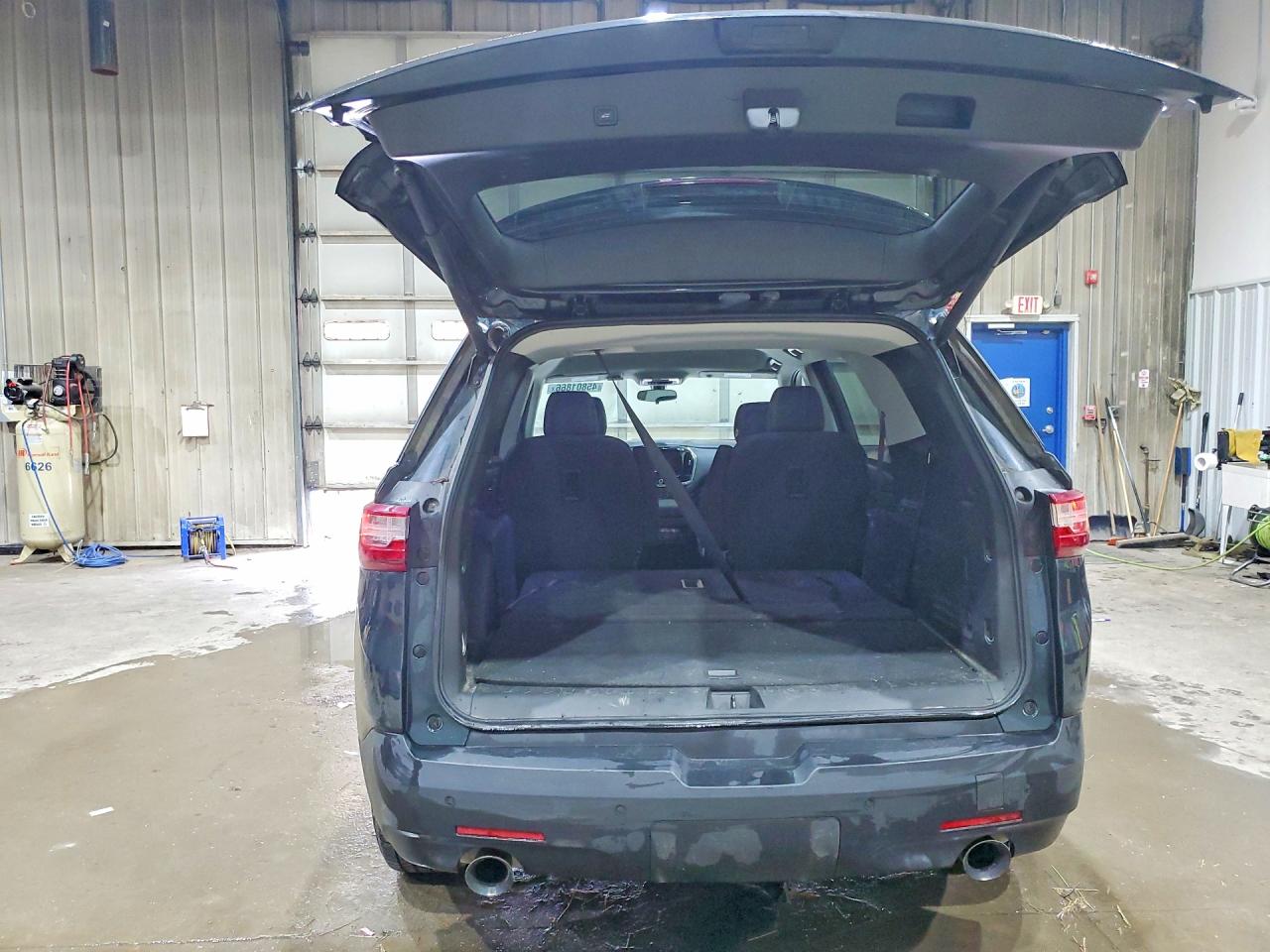 2019 Chevrolet Traverse VIN 1GNEVGKWXKJ222664 photo 6