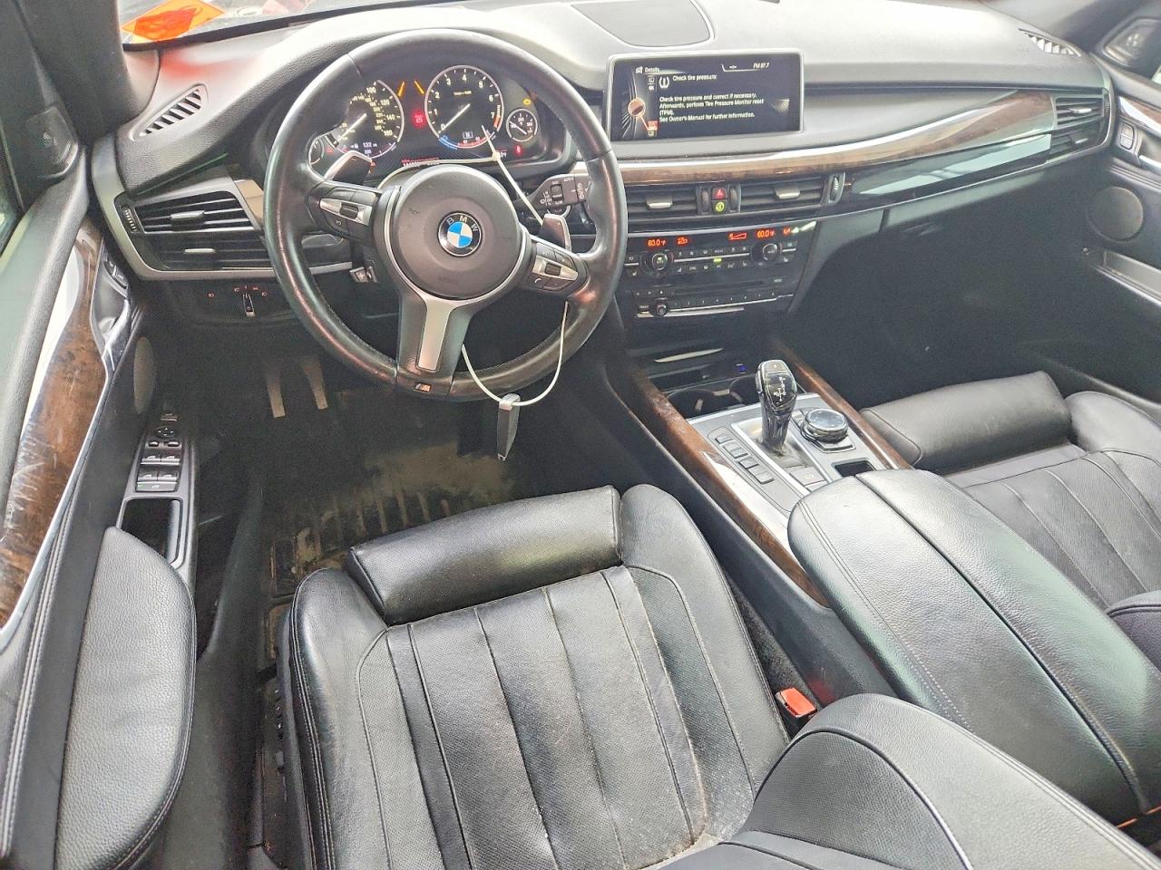 2014 BMW X5 VIN 5UXKR6C50E0J71698 photo 8