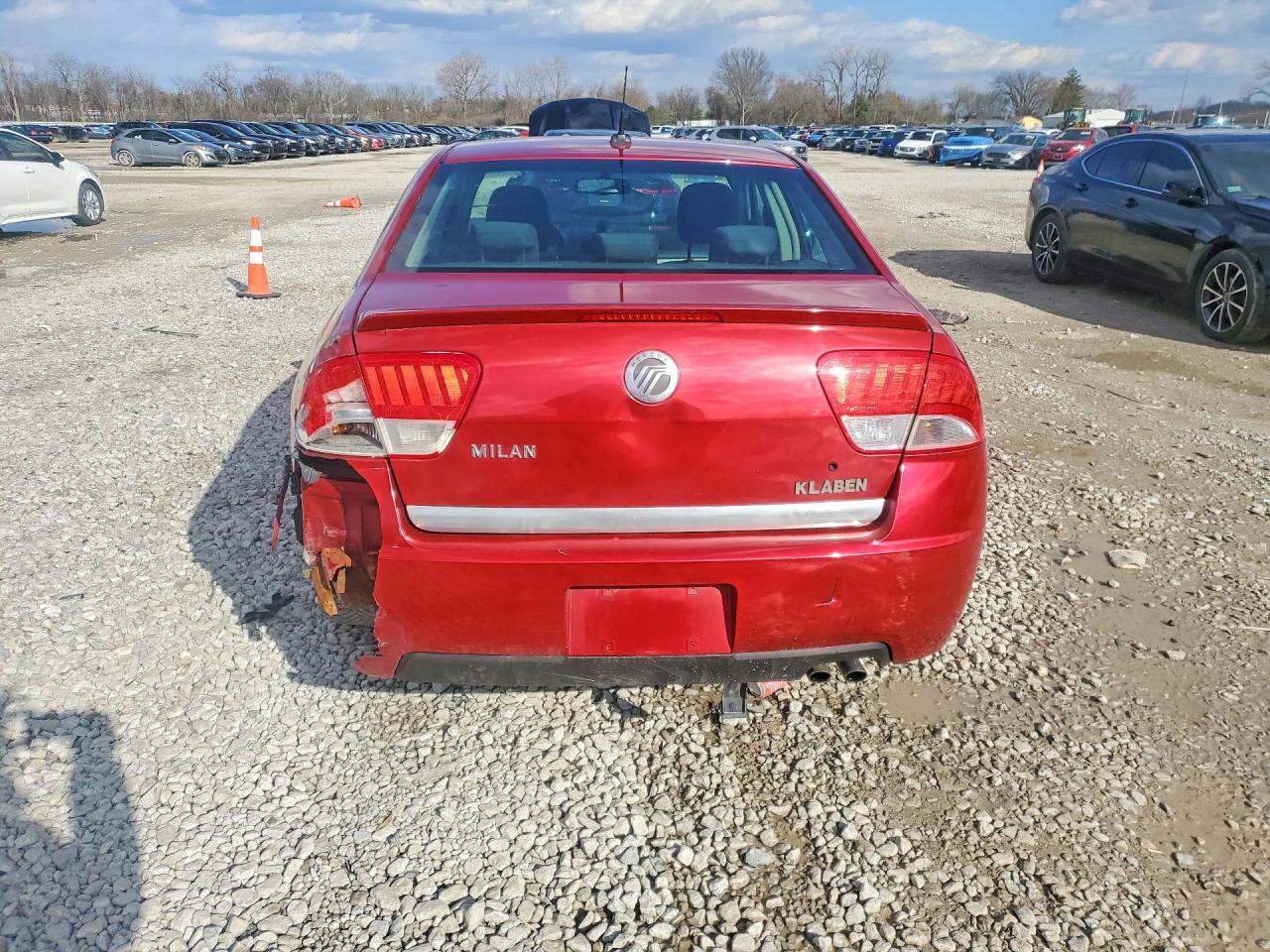 2010 Mercury Milan VIN 3MEHM0HA6AR649600 photo 6