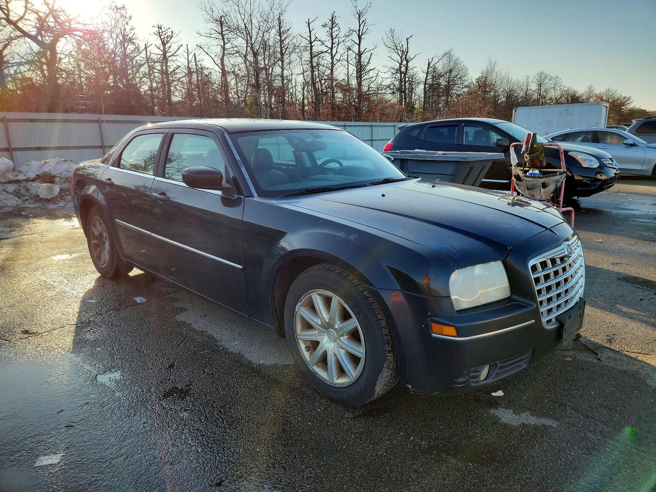 2009 Chrysler 300 VIN 2C3LA53V19H506822 photo 4