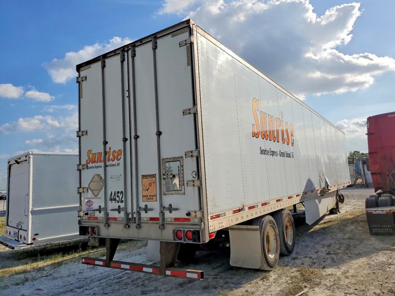2016 UTILITY Trailer VIN 1UYVS2531GP507104 photo 4