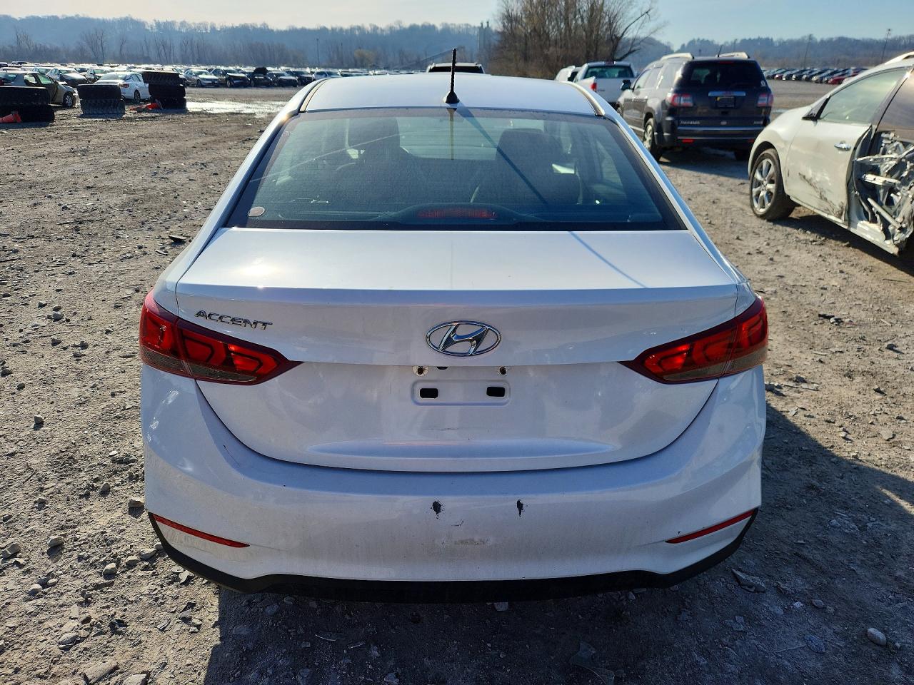 2019 Hyundai Accent VIN 3KPC24A35KE068067 photo 6