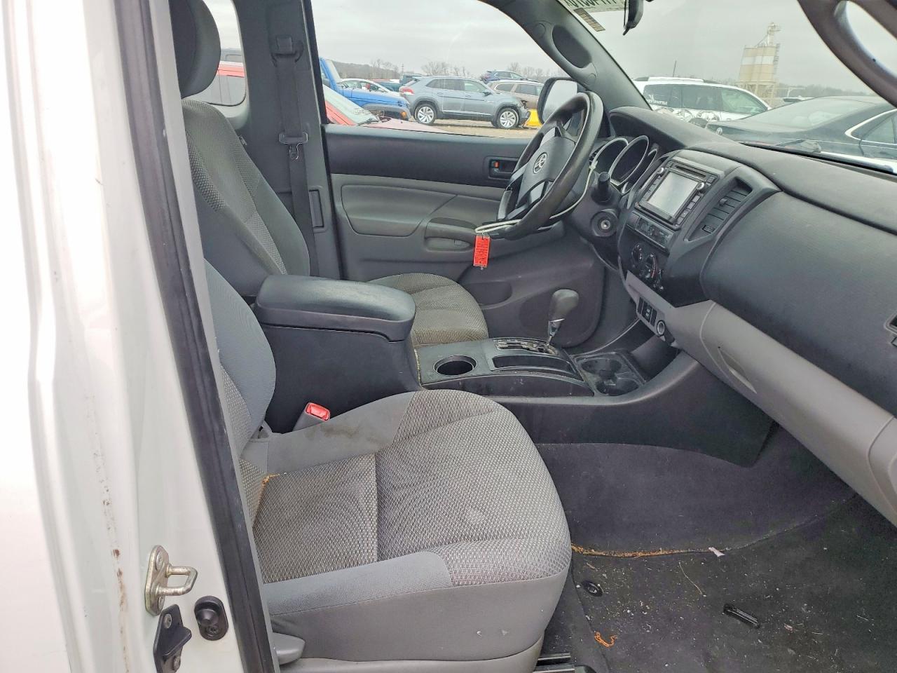 2014 Toyota Tacoma VIN 5TFTU4GN2EX055669 photo 10