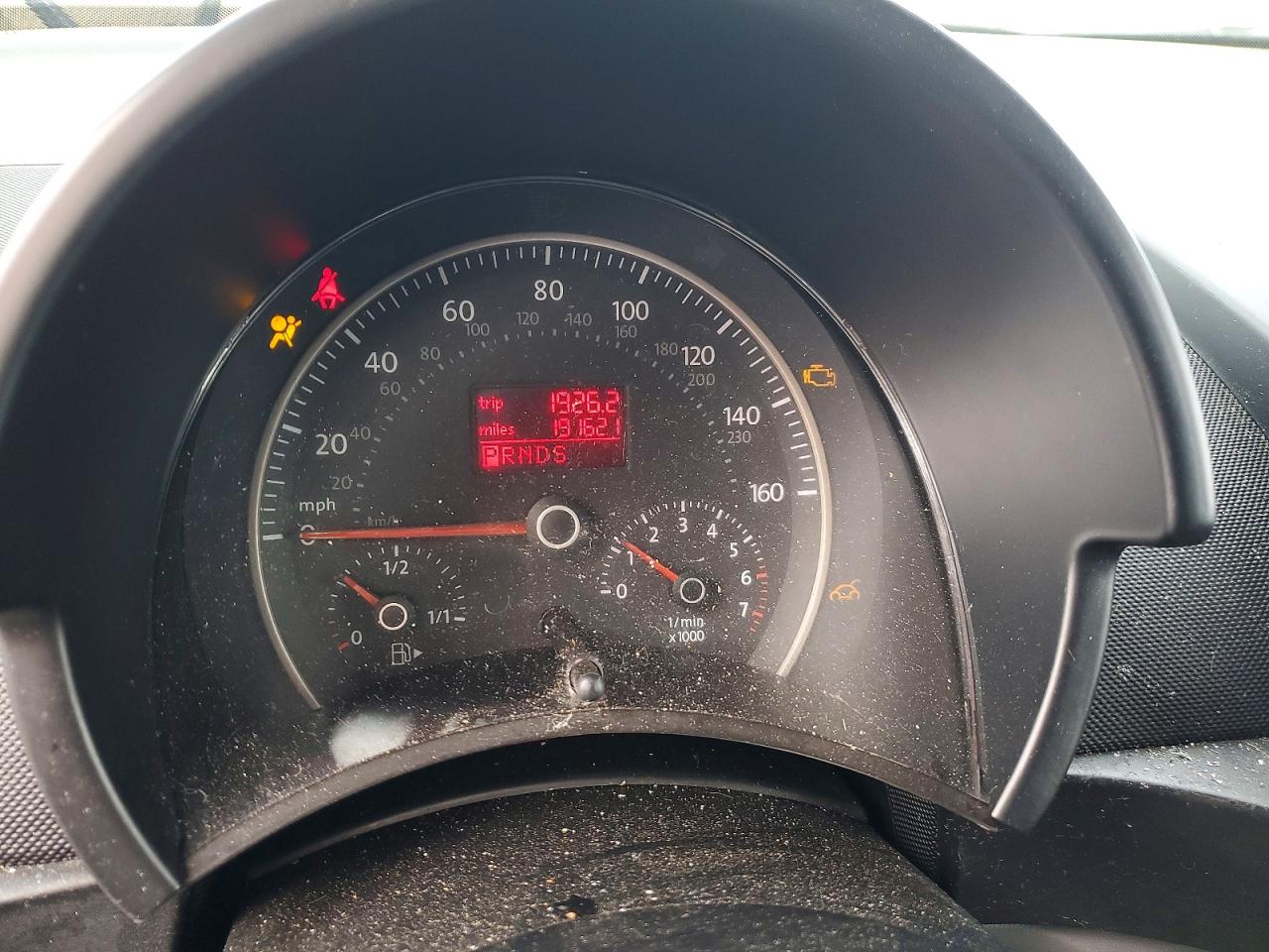 2008 VOLKSWAGEN Beetle VIN 3VWPW31C88M520976 photo 9