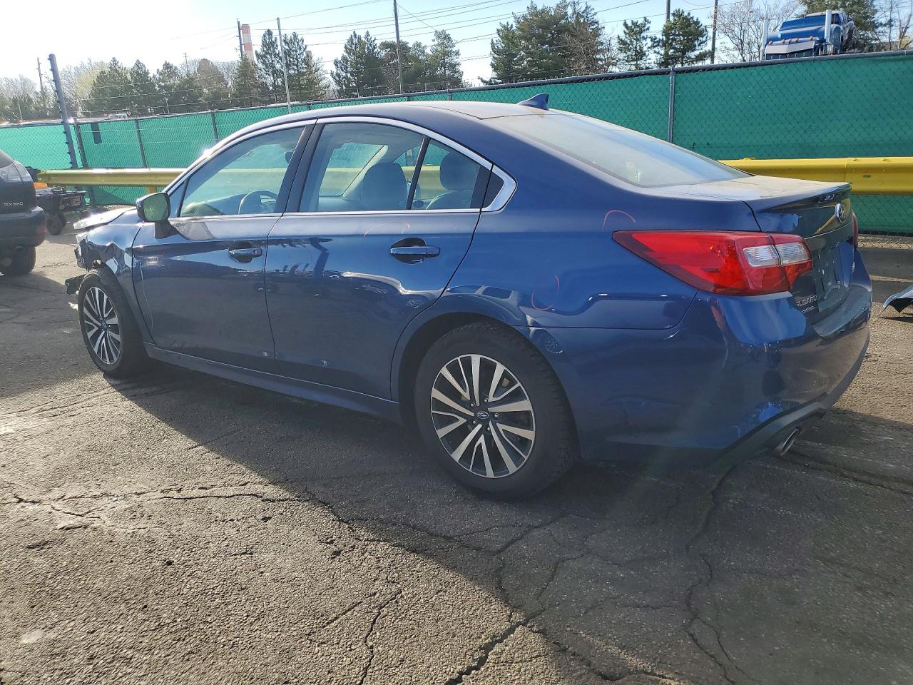 2019 Subaru LEGACY VIN 4S3BNAF67K3020906 photo 2