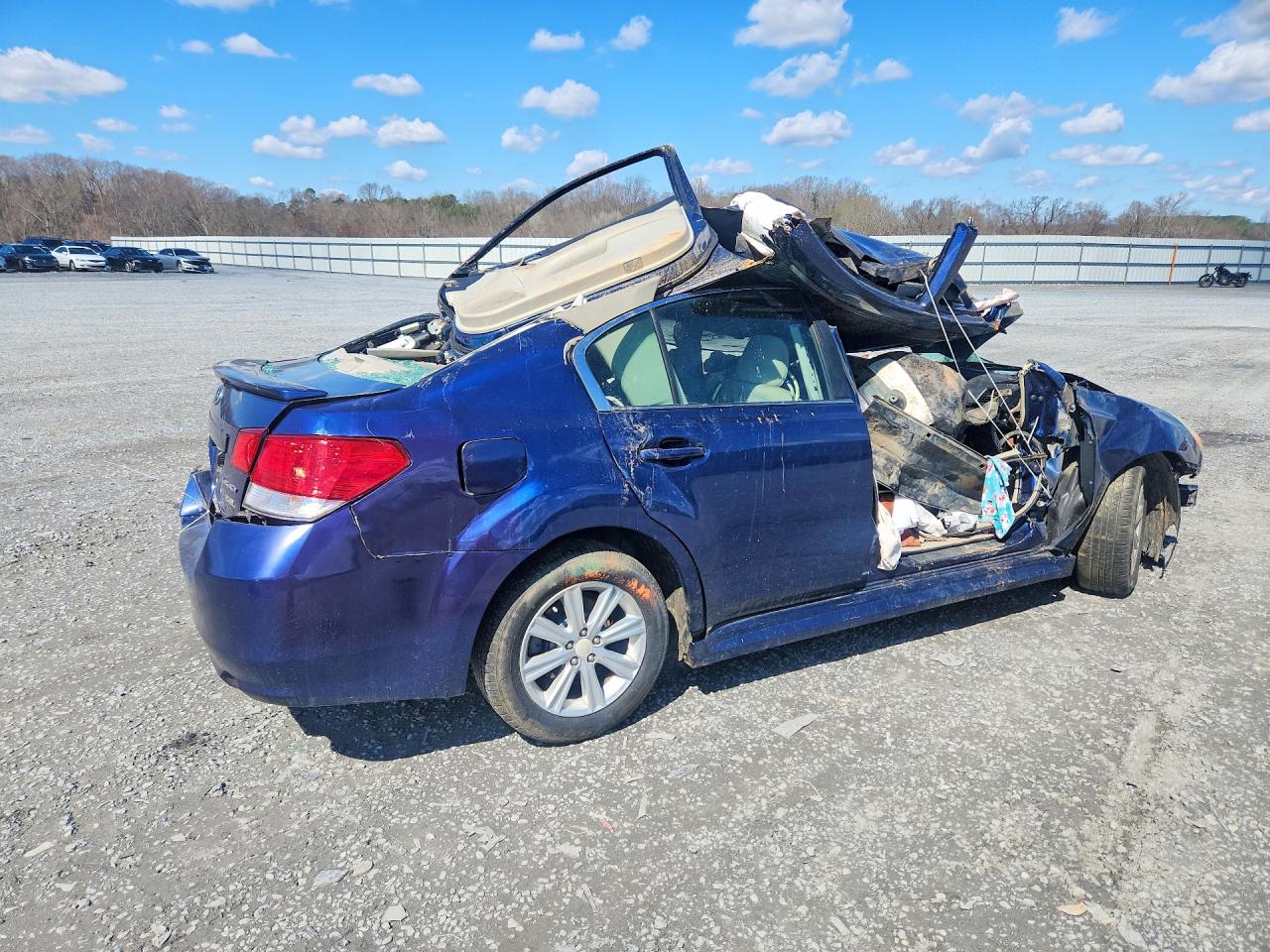 2010 Subaru LEGACY VIN 4S3BMBH60A3220322 photo 3