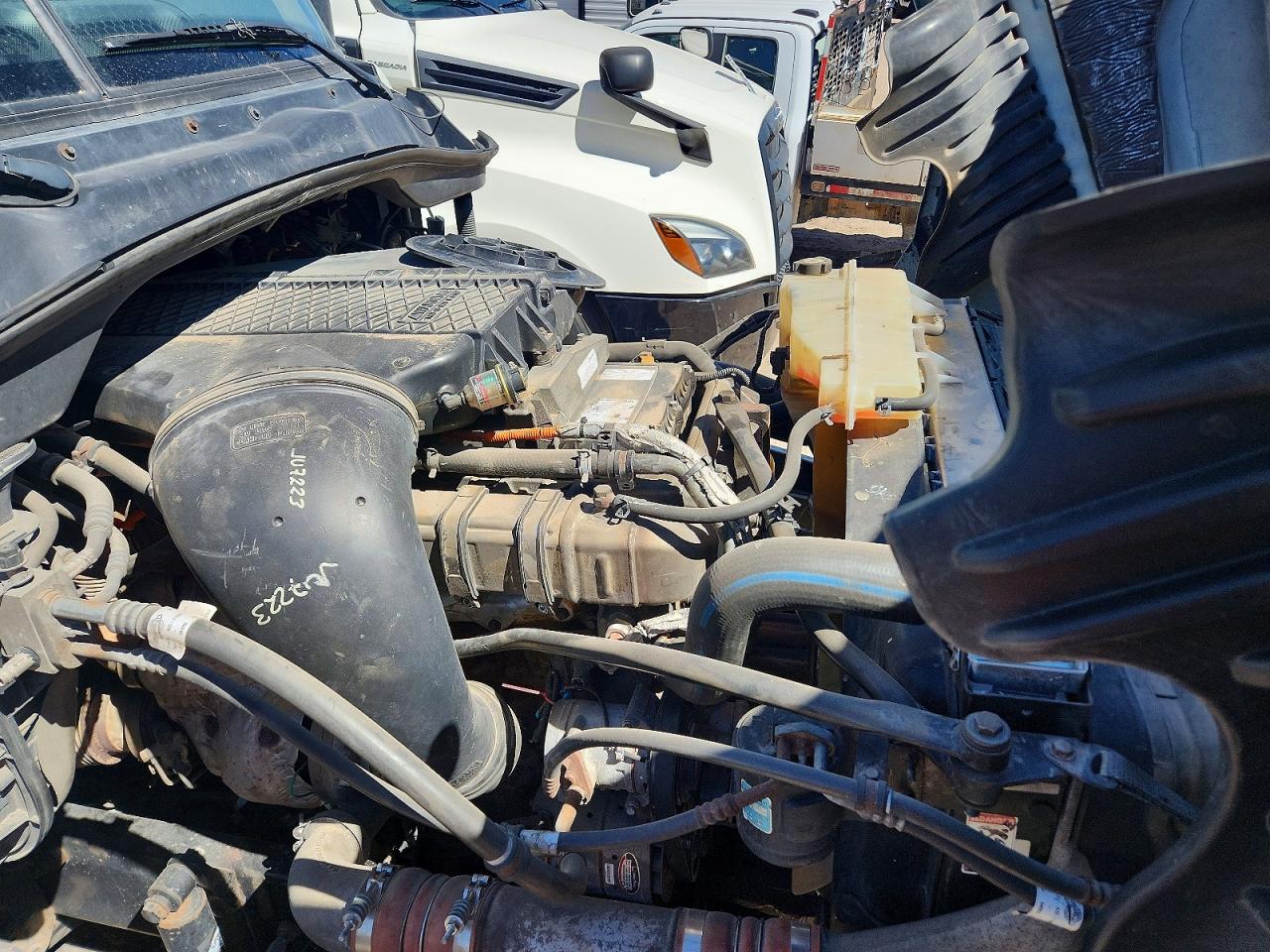 2018 FREIGHTLINER All other VIN 3AKJGLDR2JDJU7223 photo 7