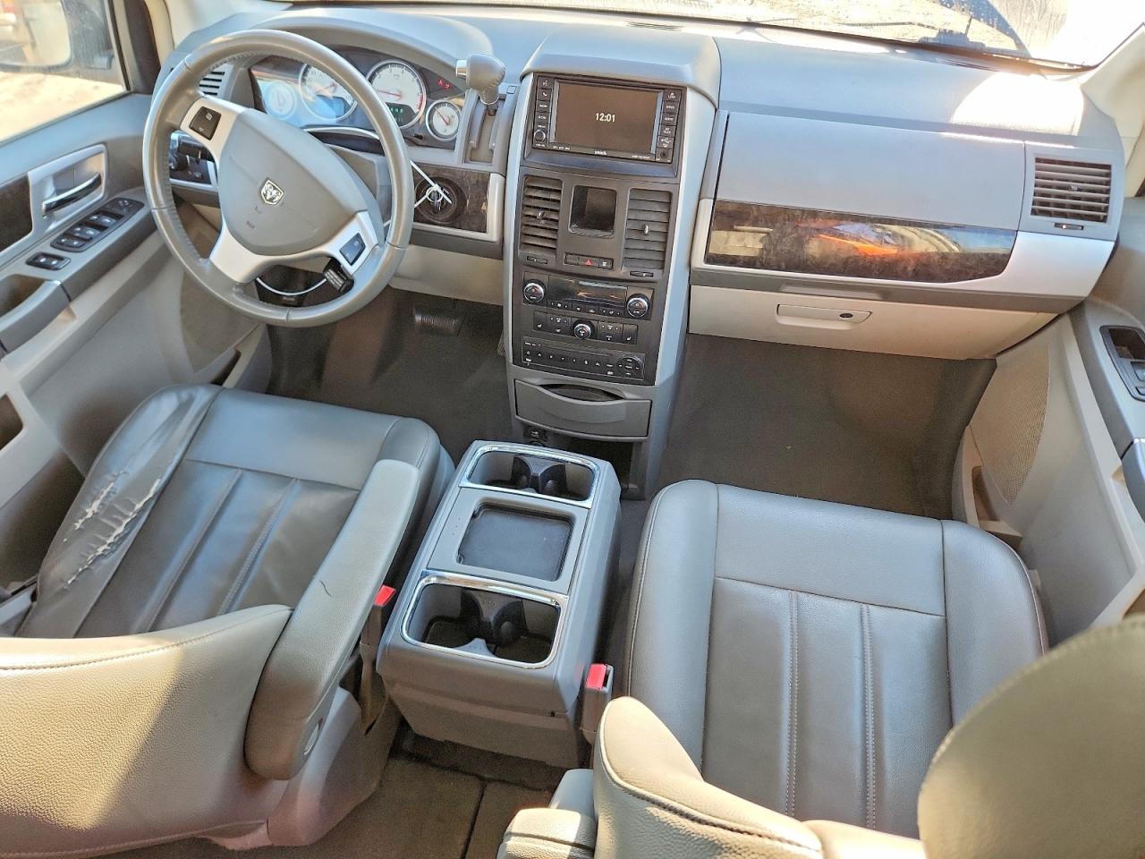 2010 Dodge Caravan VIN 2D4RN5DX8AR390403 photo 8