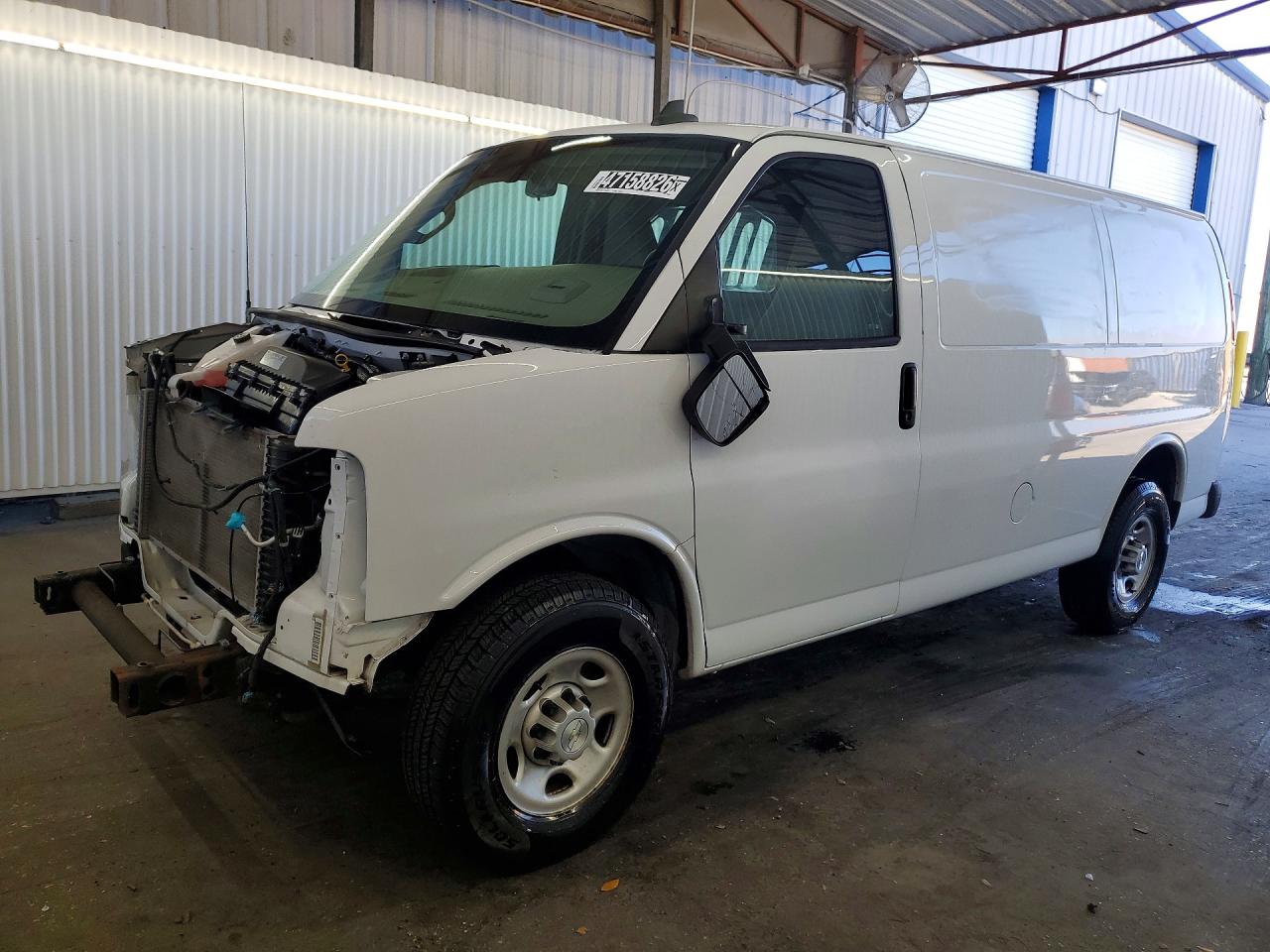 2021 CHEVROLET Express VIN 1GCWGAFP1M1239640 photo 1