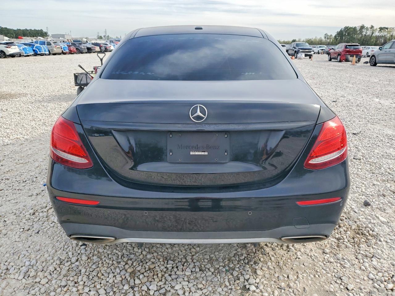 2017 Mercedes-Benz E-class VIN WDDZF4JB9HA072937 photo 6