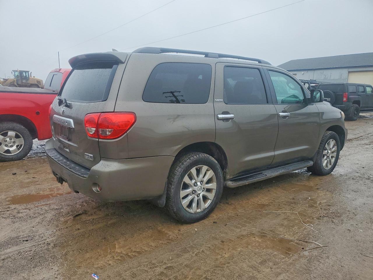 2010 Toyota Sequoia VIN 5TDJY5G1XAS038052 photo 3