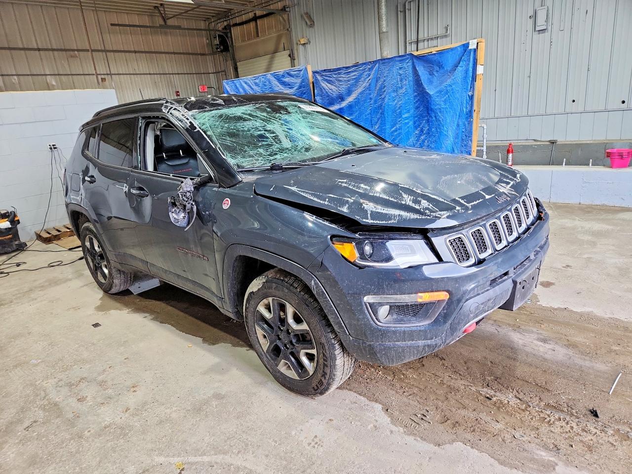 2018 Compass VIN 3C4NJDDB8JT282799 photo 4