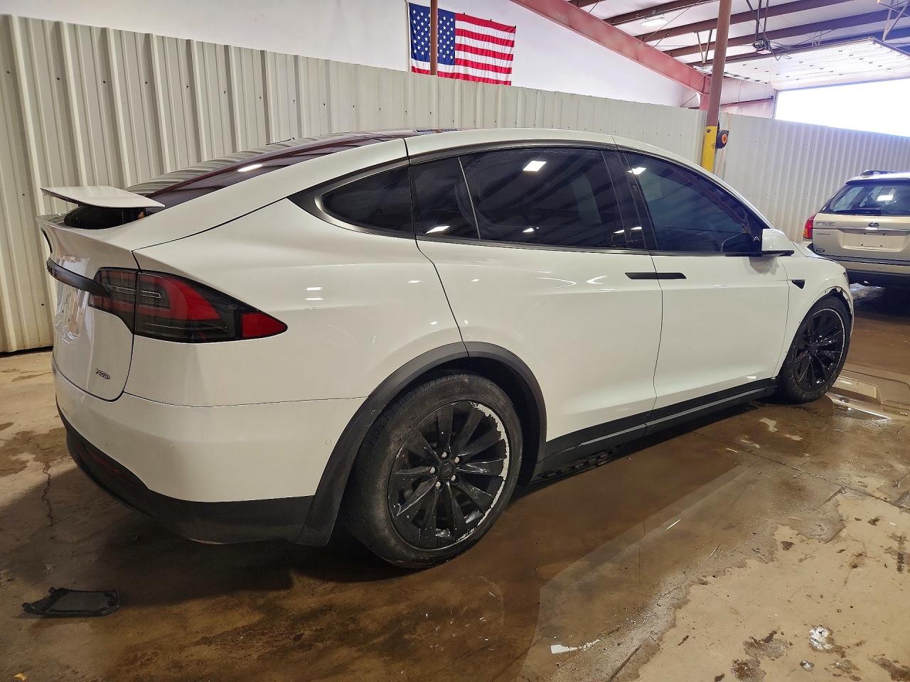 2016 Tesla Model x VIN 5YJXCAE22GF029310 photo 3