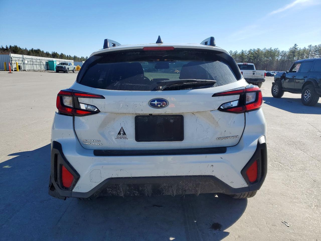 2024 Subaru Crosstrek VIN JF2GUADC1R8218266 photo 6