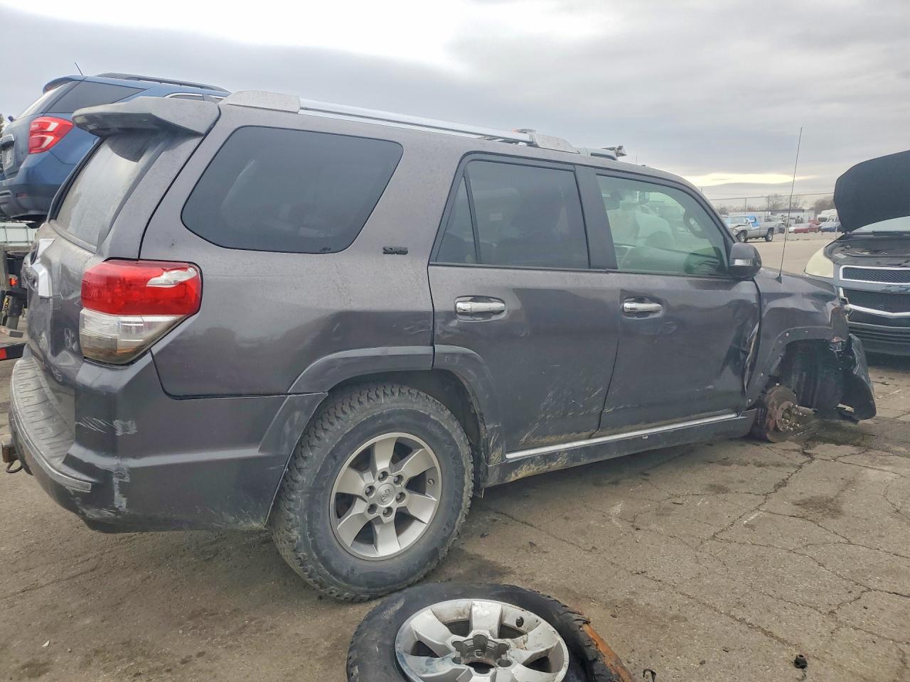 2010 Toyota 4runner VIN JTEBU5JR5A5017982 photo 3