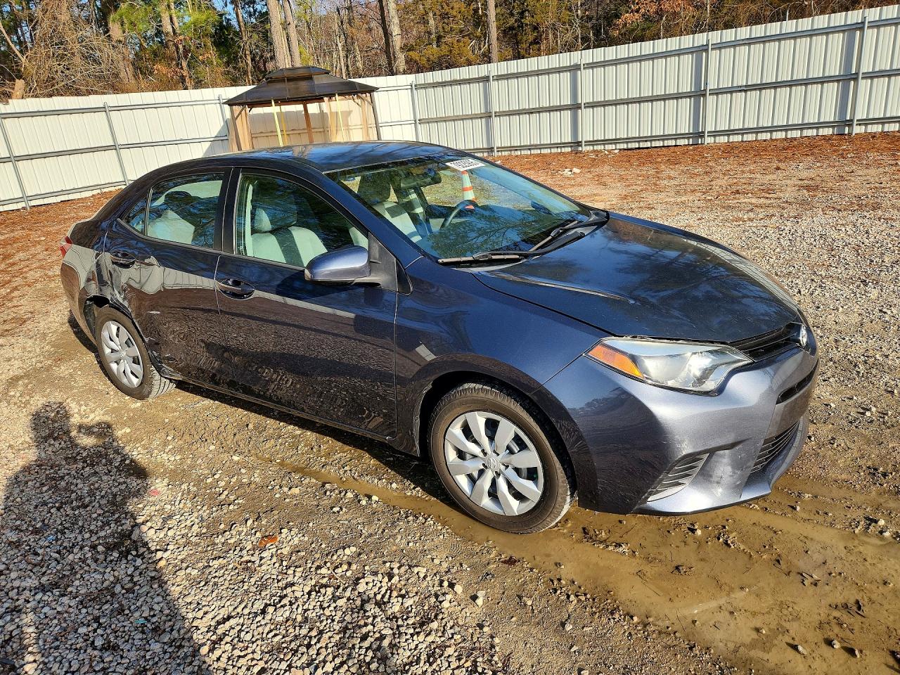 2016 Toyota Corolla VIN 5YFBURHE6GP540437 photo 4
