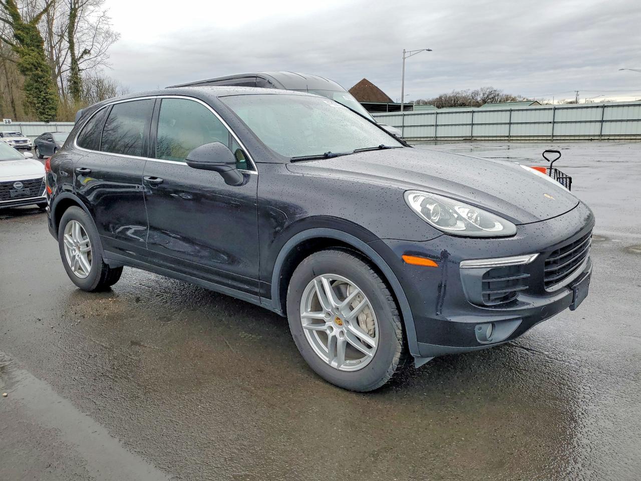 2016 Porsche Cayenne VIN WP1AA2A28GLA05239 photo 4