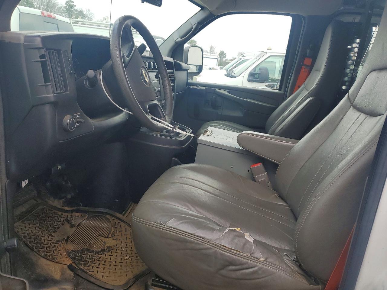 2013 CHEV Express VIN 1GCWGFCA1D1902735 photo 7