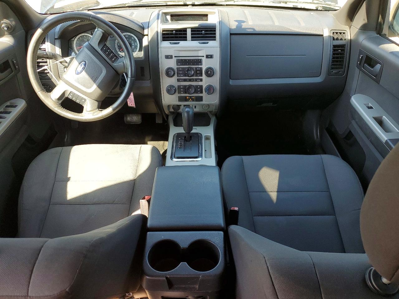 2012 Ford Escape VIN 1FMCU0D75CKC66322 photo 8