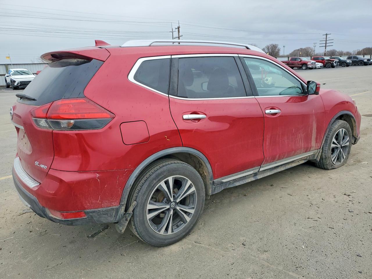 2017 NISS Rogue VIN JN8AT2MV2HW279980 photo 3