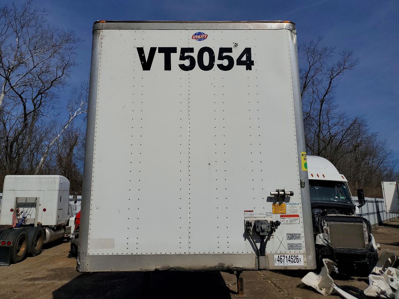 2017 UTILITY All models VIN 1UYVS2530H7083108 photo 5